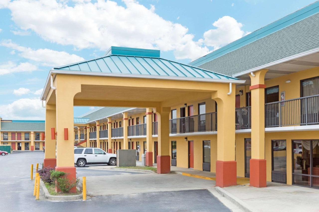 Super 8 By Wyndham Orangeburg Near I-26 Ξενοδοχείο Εξωτερικό φωτογραφία